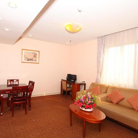 Xin Hua Hotel Canton Extérieur photo