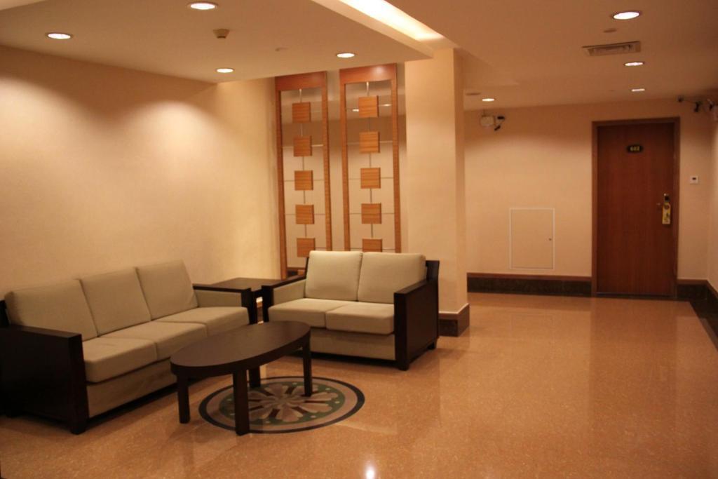 Xin Hua Hotel Canton Chambre photo