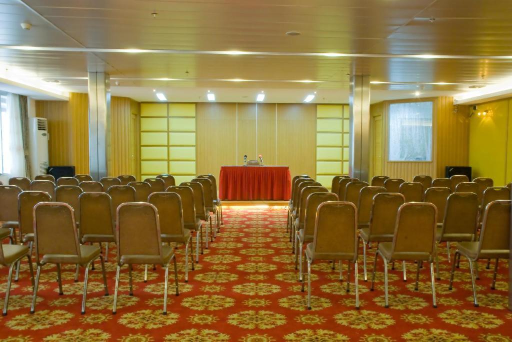 Xin Hua Hotel Canton Extérieur photo