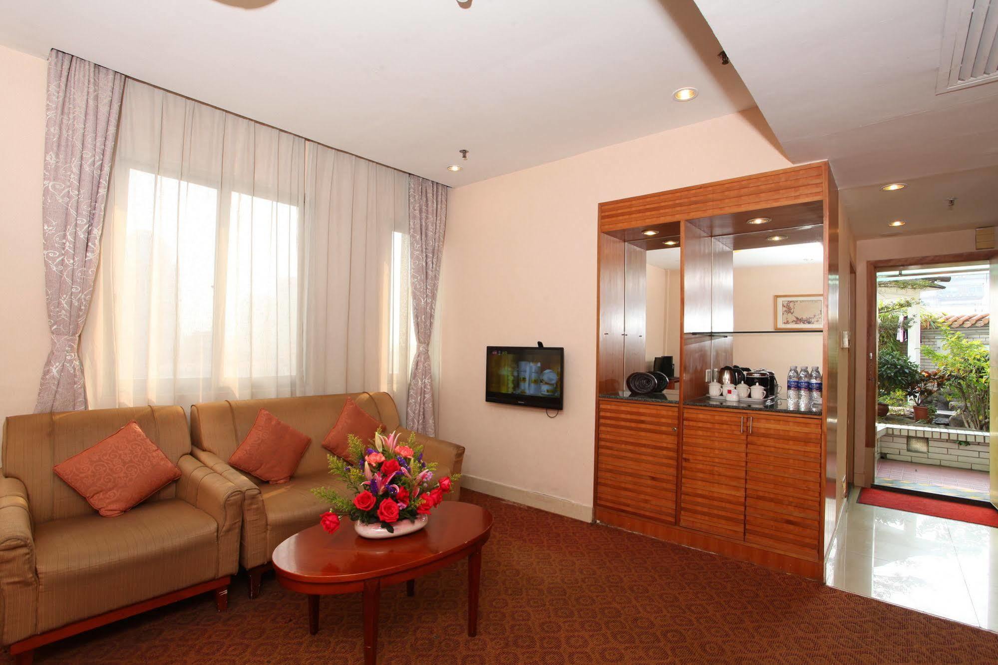 Xin Hua Hotel Canton Extérieur photo