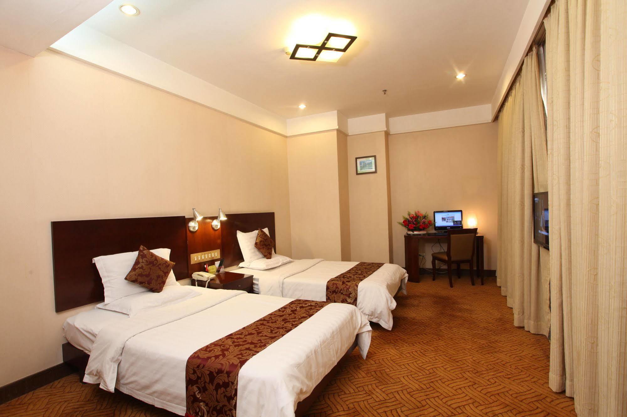 Xin Hua Hotel Canton Extérieur photo