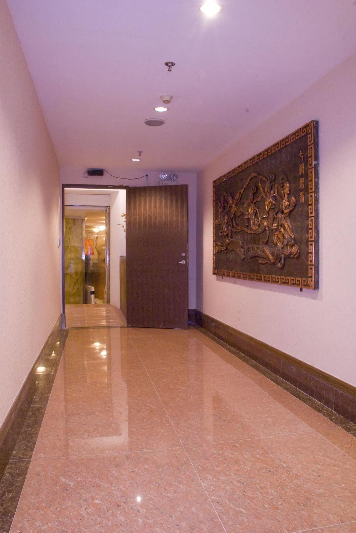 Xin Hua Hotel Canton Extérieur photo